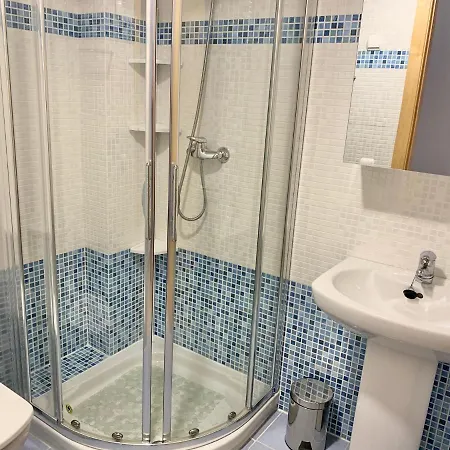 Porto Azul 6 *